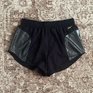 Nike Running Dri-fit Front Slit Black Silver Athletic Shorts Size Small